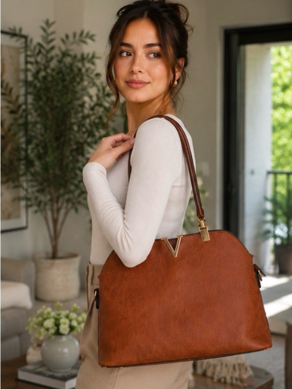 Brown Faux Leather Tote Handbag Large Purse Gold Hardware good condition